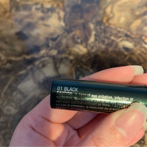 New Clinique High Impact Mascara Travel Size Black 01 - Picture 6 of 8